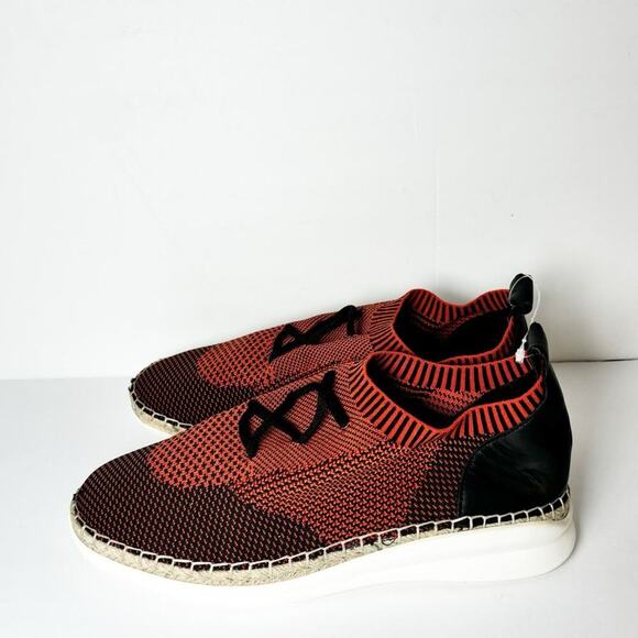 VINCE CAMUTO KNIT SNEAKERS WITH JUTE WRAP RED BLACK WOMEN SHOES SIZE 10 NEW - Picture 2 of 5